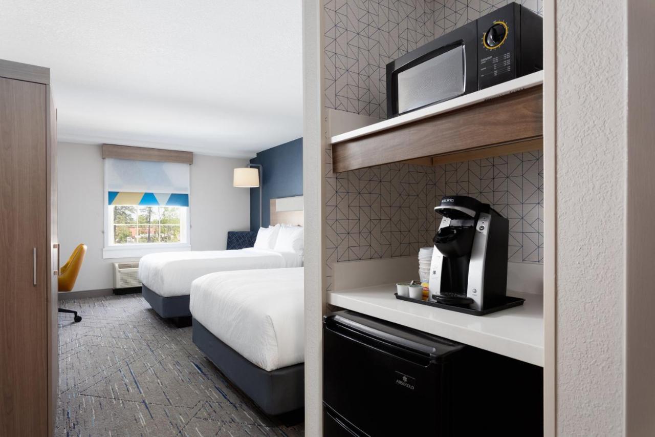 Holiday Inn Express & Suites Williamsburg By Ihg Екстер'єр фото