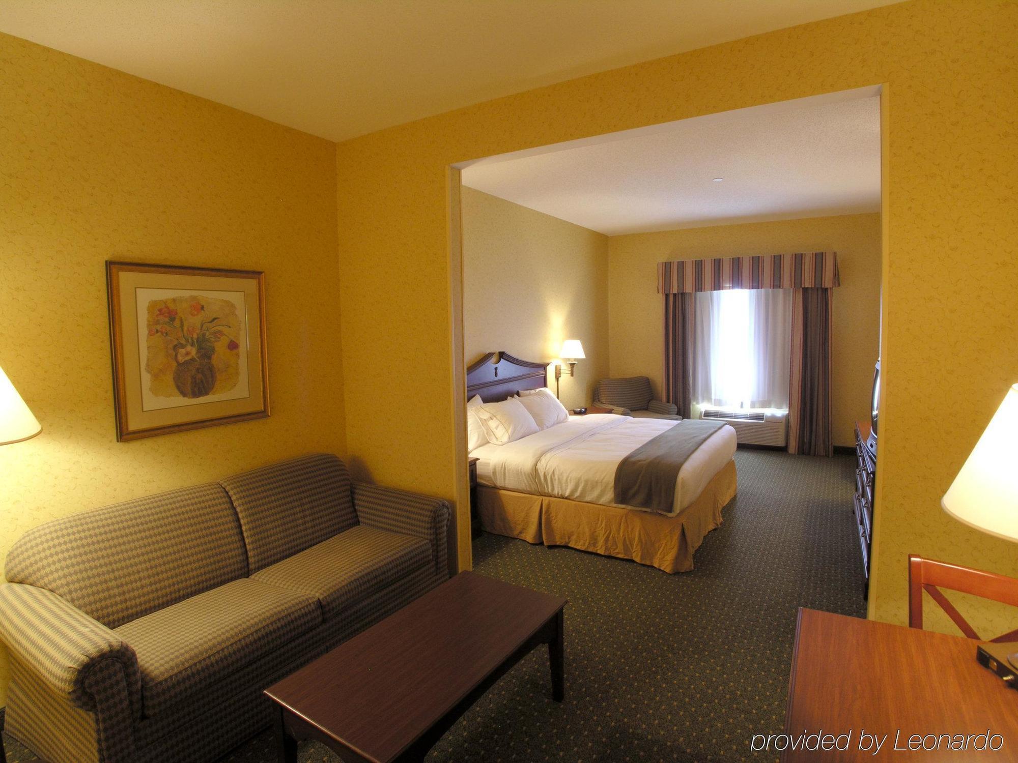 Holiday Inn Express & Suites Williamsburg By Ihg Екстер'єр фото