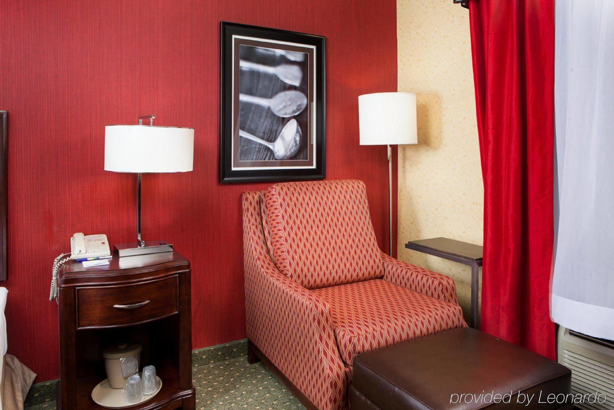 Holiday Inn Express & Suites Williamsburg By Ihg Екстер'єр фото